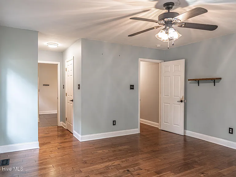 104 Juniper Creek Blvd — Photo 22