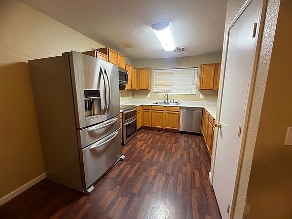5th image of 3927 S Nebraska St