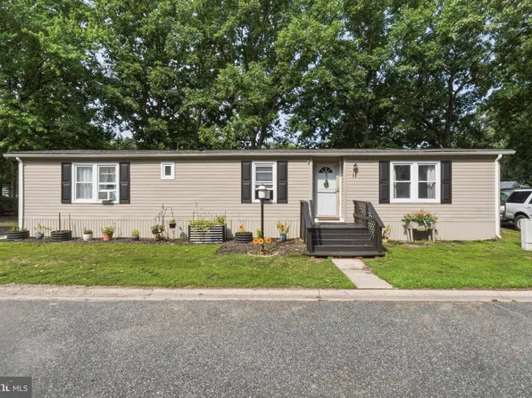 11 Hazelwood Dr, Pittsgrove, NJ 08318