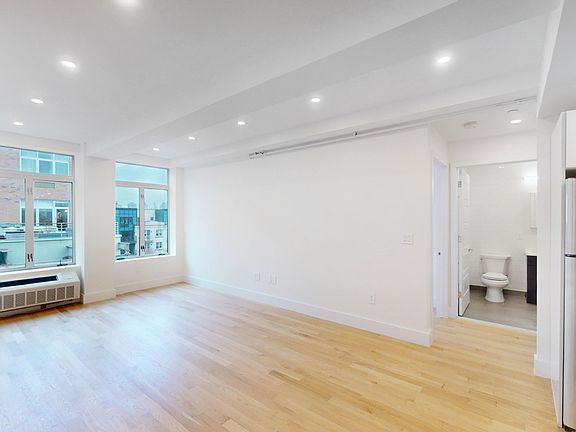 2nd image of 96 Steuben St #6L