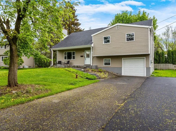 14 Dove Path, Liverpool, NY 13090