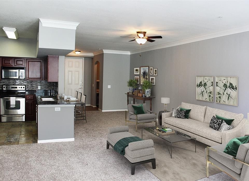 1st image of 7575 Kirby Dr APT 2413