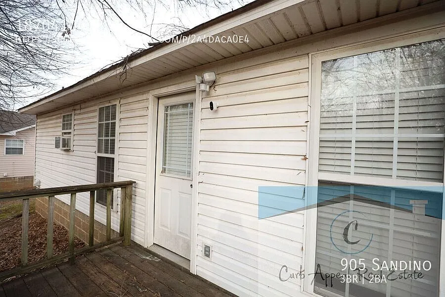 Spacious 3 bedroom/2 bath home - Jonesboro — Photo 4