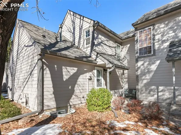 366 Cobblestone Dr, Colorado Springs, CO 80906