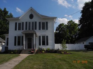 311 Church St, Earlville, IL 60518