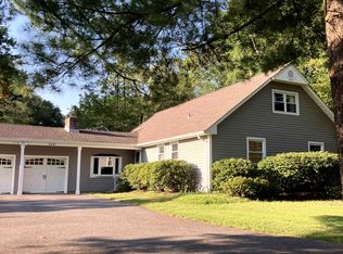 568 Franklin Ave, Franklin Lakes, NJ 07417