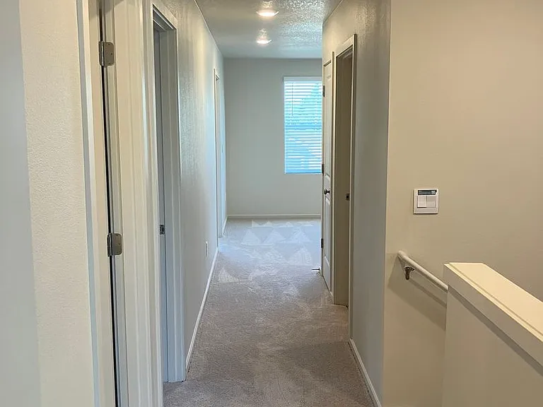 4962 Dilling Ave NE — Photo 10