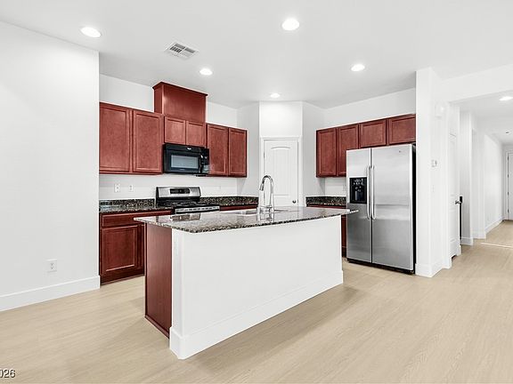 3rd image of 5845 Clear Haven Ln