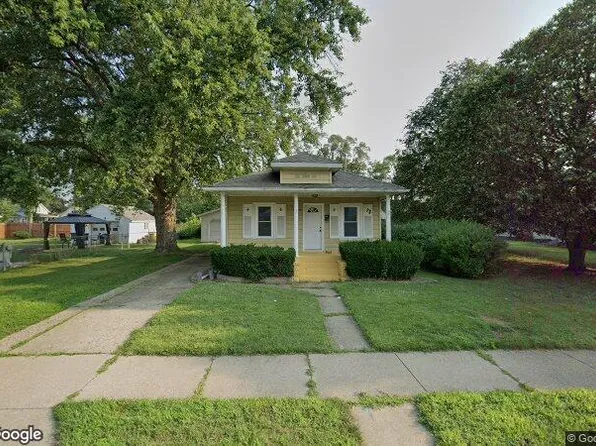 1014 W 6th St, Mishawaka, IN 46544