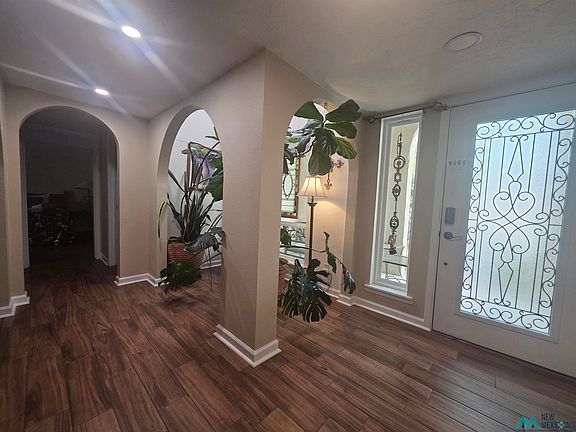4th image of 1902 Mountain Shadow Dr