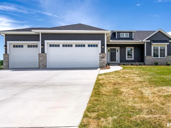 493 Mason Dr, Riverdale, IA 52722