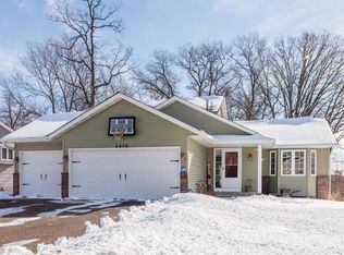2670 Oak Ridge Dr, Monticello, MN 55362