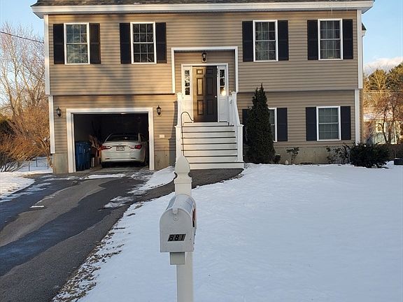 2nd image of 881 Old Shawsheen St