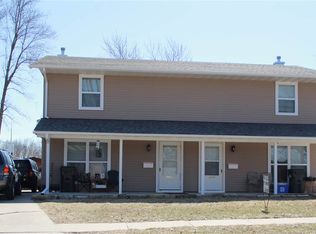 2717 Wayne Ave, Iowa City, IA 52240