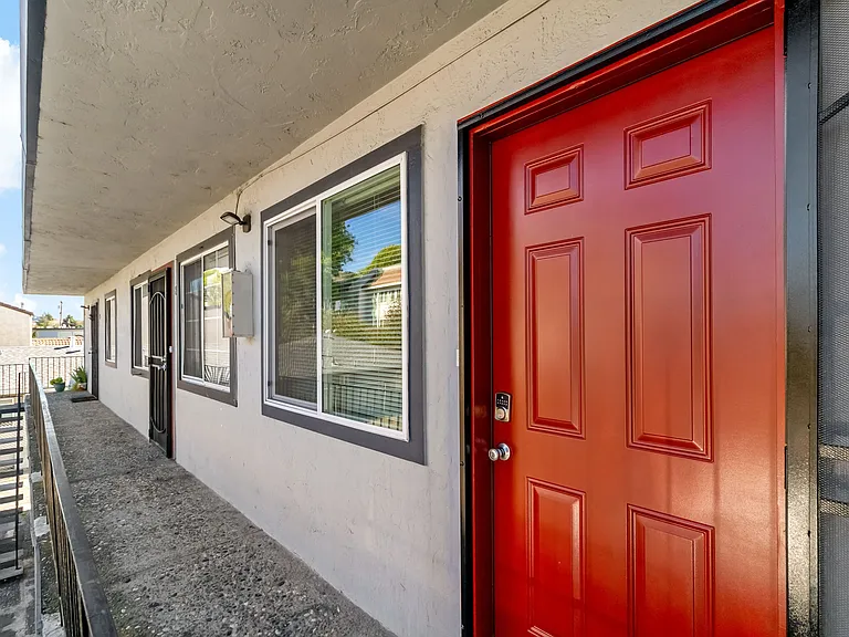 2409 Standard Ave #7 — Photo 24