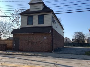 3578 Independence Rd, Cleveland, OH 44105