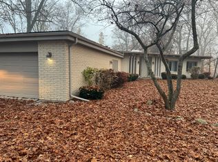 10825 Dunham Rd, Hartland, MI 48353