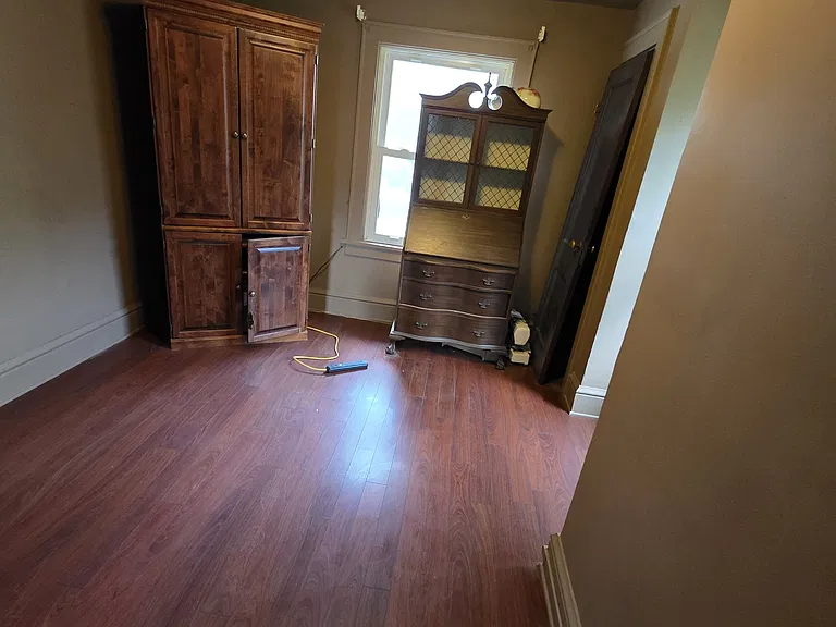 109 Edgett St — Photo 6