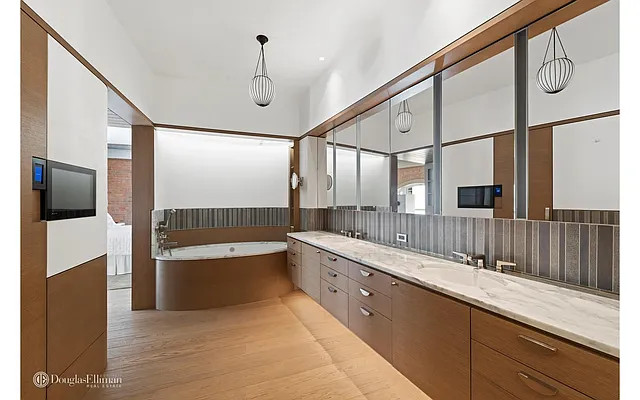 Sold by Douglas Elliman | media 25