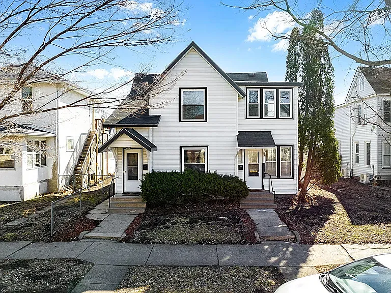 3433 Aldrich Ave S — Photo 1