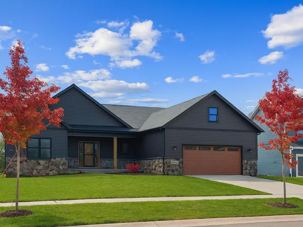 652 Debra Kay Dr, Lowell, IN 46356