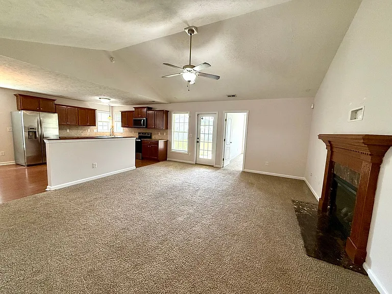 2513 Hunting Bow Dr — Photo 9