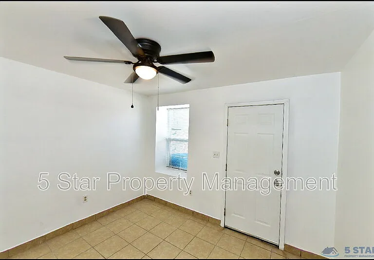 1908B Olive Ave — Photo 16