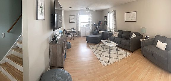 3rd image of 777 8th St S