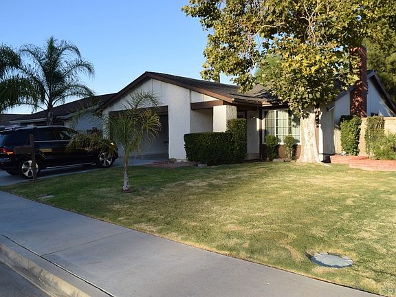 3rd image of 27414 Sycamore Creek Dr