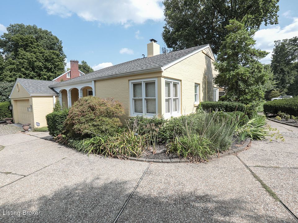 2nd image of 501 Garden Dr