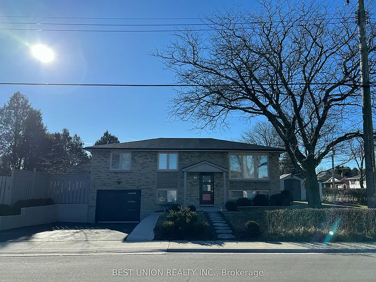 41 Lavina Cres — Photo 2