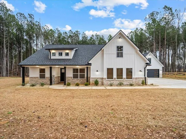 1051 Ballenger Rd, Inman, SC 29349