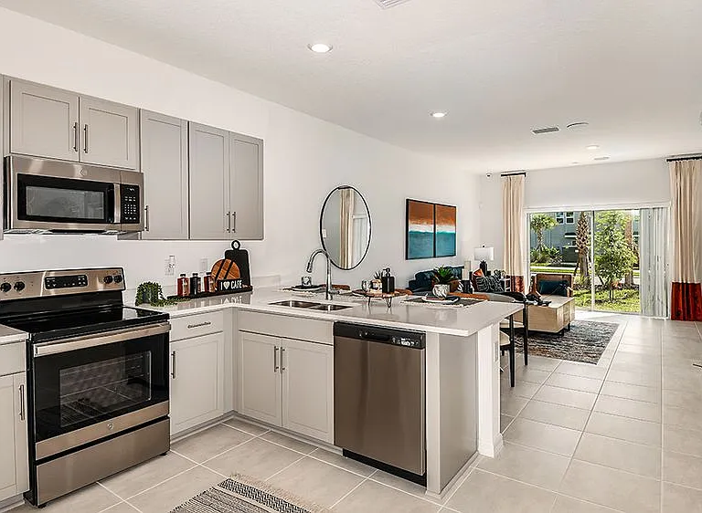 8877 Daybreak St — Photo 14