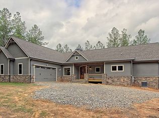594 Stables Loop, Blairsville, GA 30512