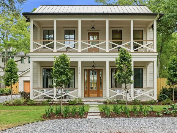 677 Ferry St, Mount Pleasant, SC 29464