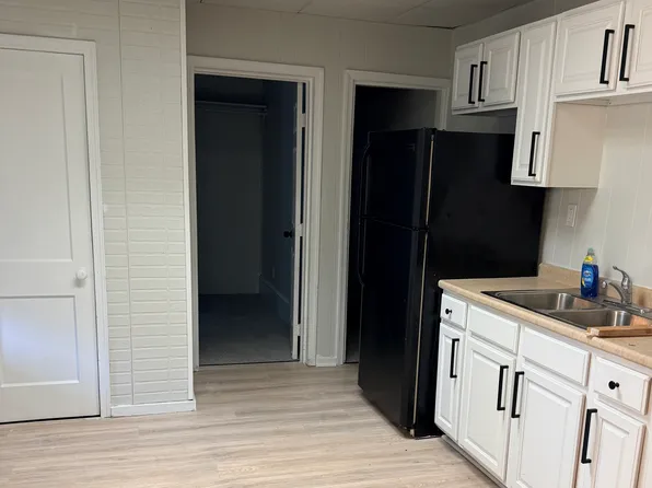 43 Center Ave #1, Schuylkill Haven, PA 17972