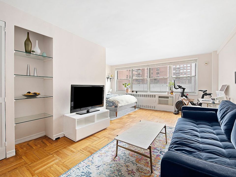 1st image of 310 E 70th St APT 7G