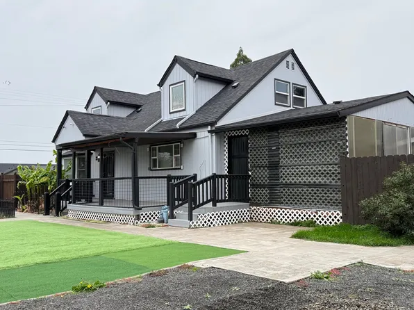 3881 Souza St, Eugene, OR 97402