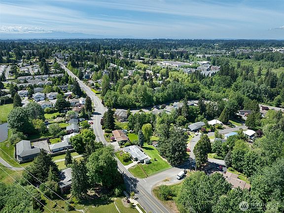 5th image of 3823 214th Street SW