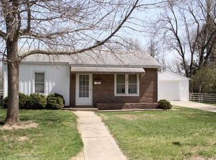 606 W 14th St N, Newton, IA 50208