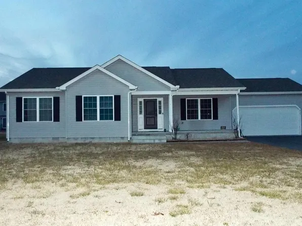 717 Bethayres St, Harrington, DE 19952