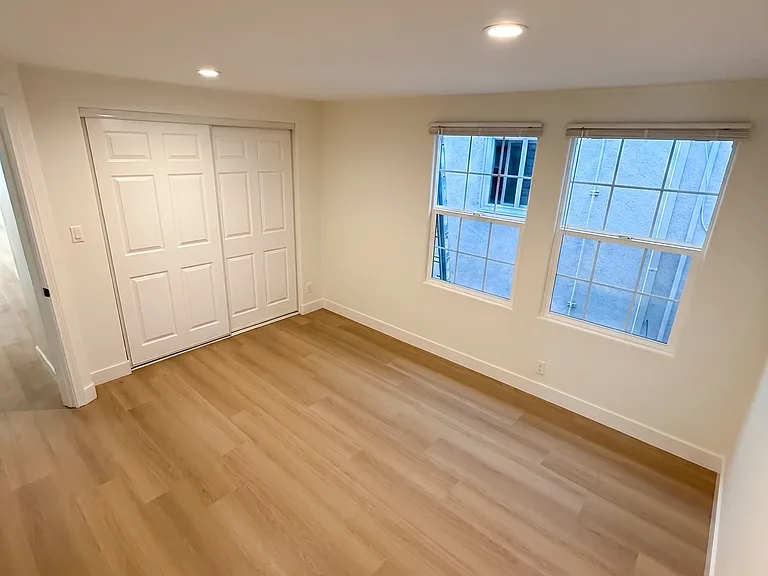 38 Rose Ave #B — Photo 7