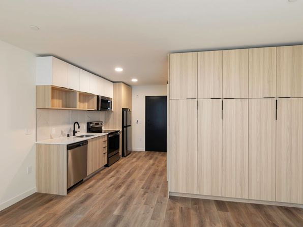 4205 SW Genesee St #514