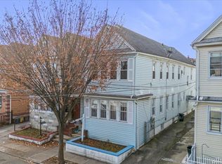8838 181st St, Jamaica, NY 11423