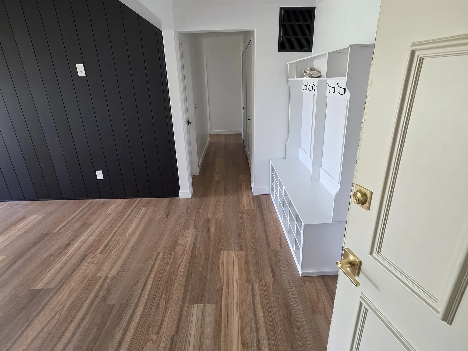 2 bed, 900 sqft, $1,450 — Photo 2