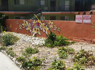 10431 Kailua Ln APT 16, Tujunga, CA 91042