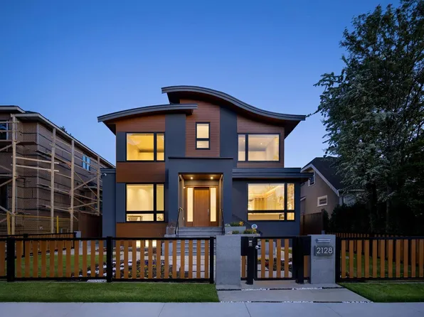 2128 W 21st Ave #1, Vancouver, BC V6L 1J3