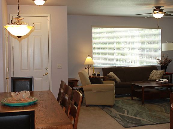 3rd image of 1412 Whitehall Dr #B