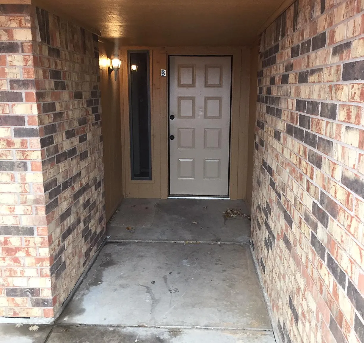 2733 NE Euclid Ave — Photo 2