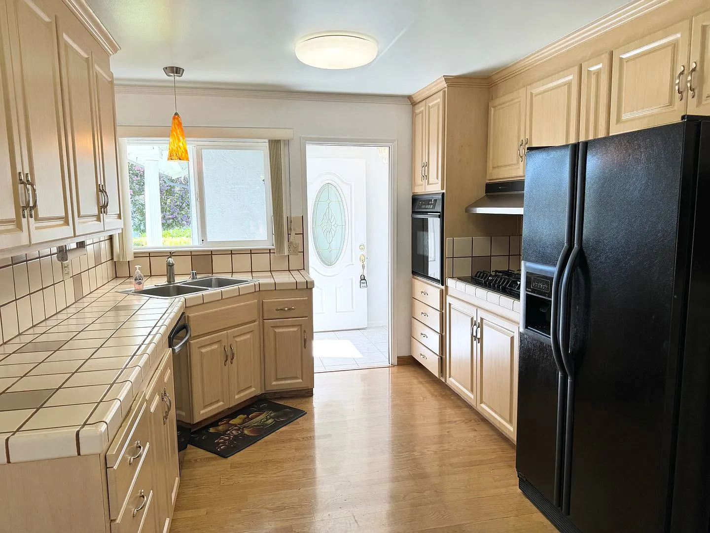 Great Shape Single Family Home in South Livermore — Photo 2